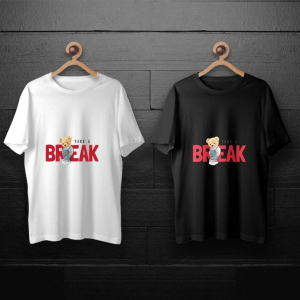 طرح لایه باز خرس تدی با لباس لی و نوشته بریک برای چاپ روی انواع تیشرت